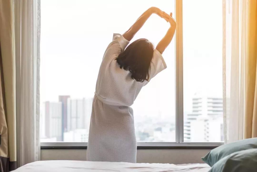 晨起這7個癥狀，說明虛寒入骨，此時艾灸正當(dāng)時!